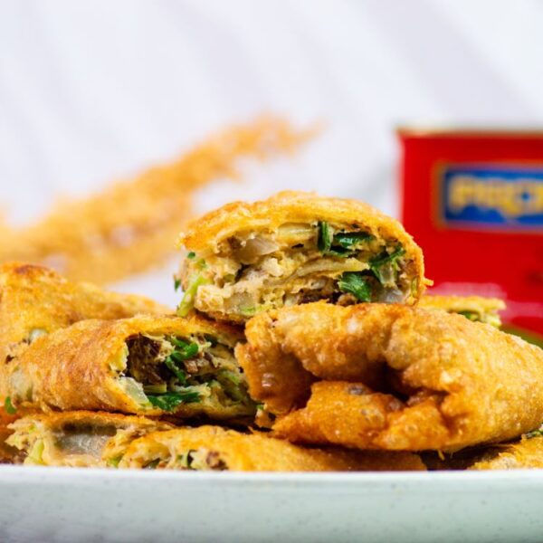 Martabak telur corned